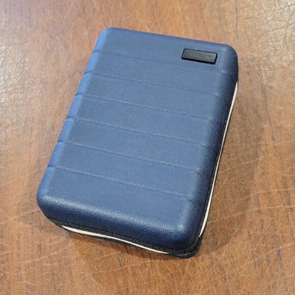 AWAY Travel The Mini Suitcase Toiletry Case United Polaris Amenity Kit Pouch - Picture 2 of 8